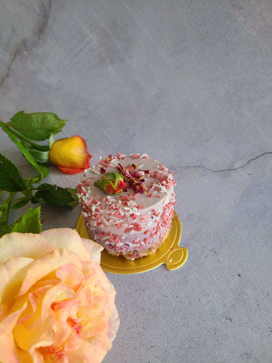 Strawberry Rose Hibiscus mini cake